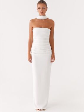 Peppermayo Libra White Sleeveless Maxi Dress